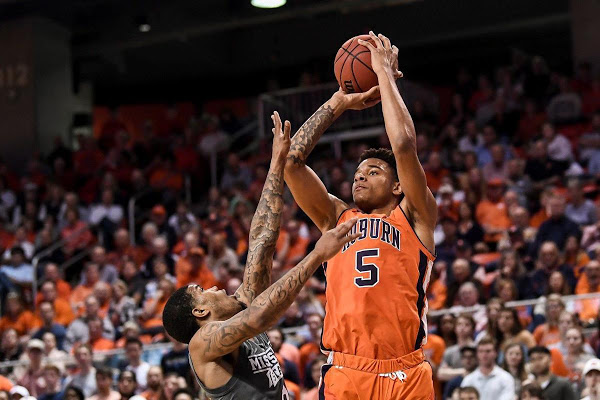 Elite 8 - Auburn vs. Kentucky: Betting the Side and Total