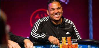 1,182 Plays Still Sitting in the WSOP Main Event - All in the Money