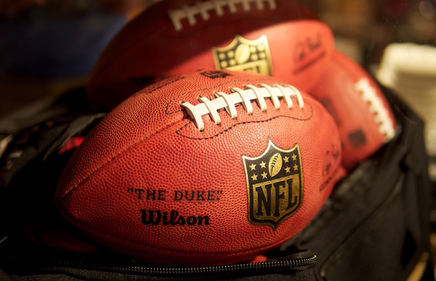 2017 NFL Wild Card Betting Odds, Top Bets: Steelers, Texans, More