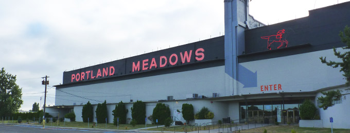 Portland Meadows Accused of Operating Illegal Poker Room, Could Lose License